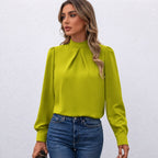 Dames blouse met geplooide hoge hals